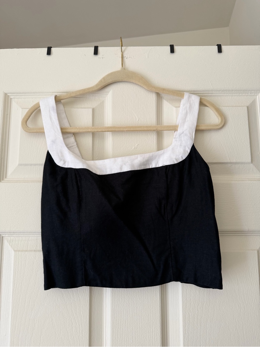 Black and White Square-Neck Linen Crop Top